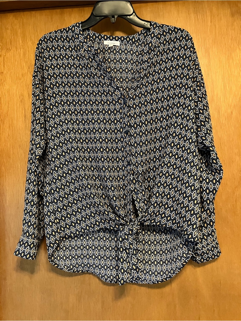 Pleione Women’s Tie-Front Split-Neck Blouse Sz S